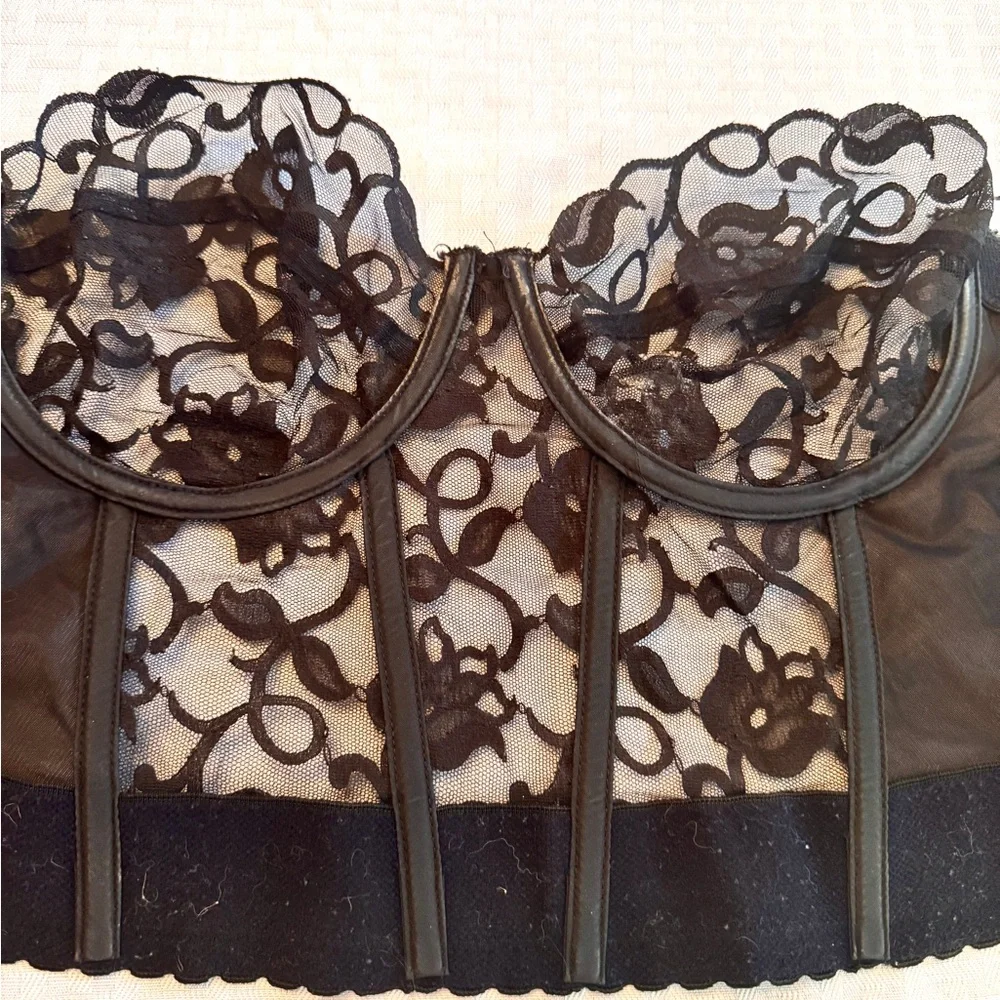 Vintage Valmont Black Lace Bustier Corset‎ ILGWU Union Made USA 38C